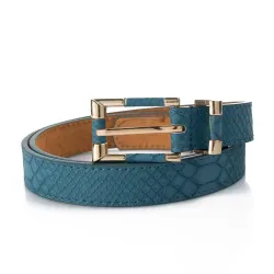 Fashionable leather belt with crocodile pattern