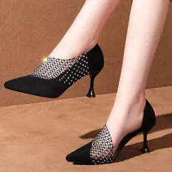 Crystal pointed pumps - black