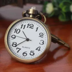 Vintage retro bronze watch - keychainKeyrings