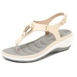 Fashion sandals with metal decoration - Bohemian style