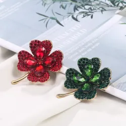 Green / red four leaf clover - crystal brooch