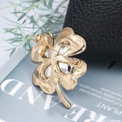 Green / red four leaf clover - crystal brooch