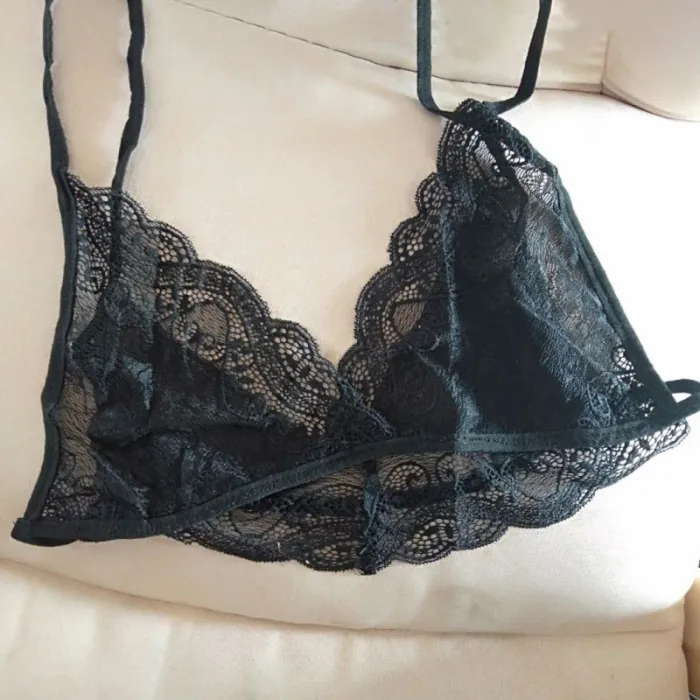 Sexy lace bra - deep V-neck - short top