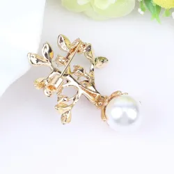 Tree with a leaves / pearl - crystal broochBrooches