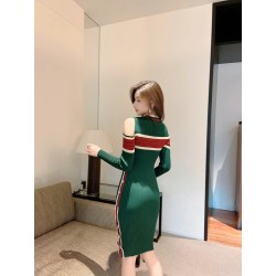 Striped pencil dress - strapless - with side slit / buttonsDresses
