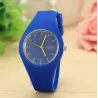 Trendy silikonklokke - ultratynn - unisex