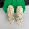 Fashionable flat sandals - with a strap - braided patternSandals