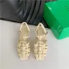 Fashionable flat sandals - with a strap - braided patternSandals