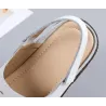 Fashionable flat sandals - open toe / heelSandals