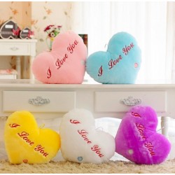 Hjerteformet pute z - I LOVE YOU - LED-lys