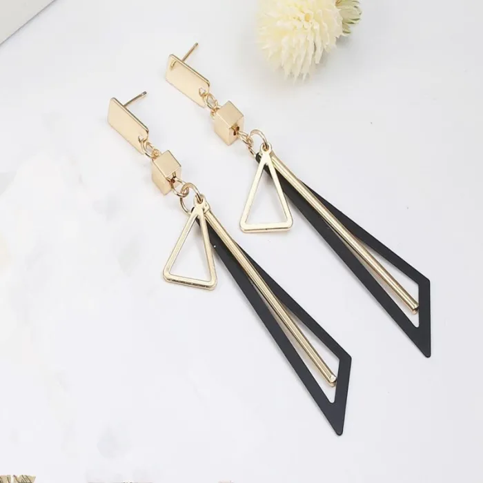 Fashionable dangling earrings - square - triangularEarrings