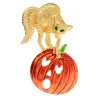 Cat / pumpkin broochBrooches
