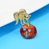 Cat / pumpkin broochBrooches