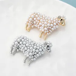 Sheep brooch with pearlsBrooches