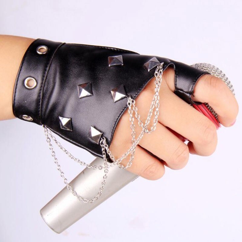 Fingerløs skinnhanske - med nagler / kjeder - punk stil - unisex