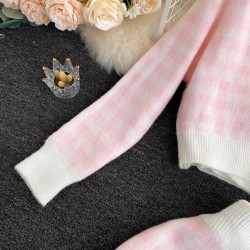 Strikket rutete sett - skjørt - vest - cardigan
