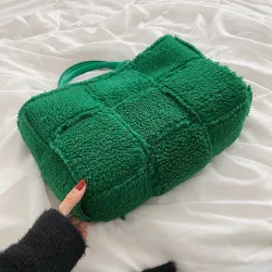 Trendy plush handbag - large capacityHandbags
