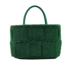 Trendy plush handbag - large capacityHandbags
