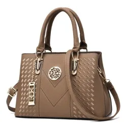 Elegant leather shoulder bag - handbagHandbags