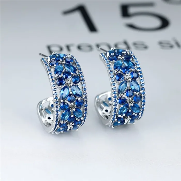Elegant silver earrings - crystal flowersEarrings
