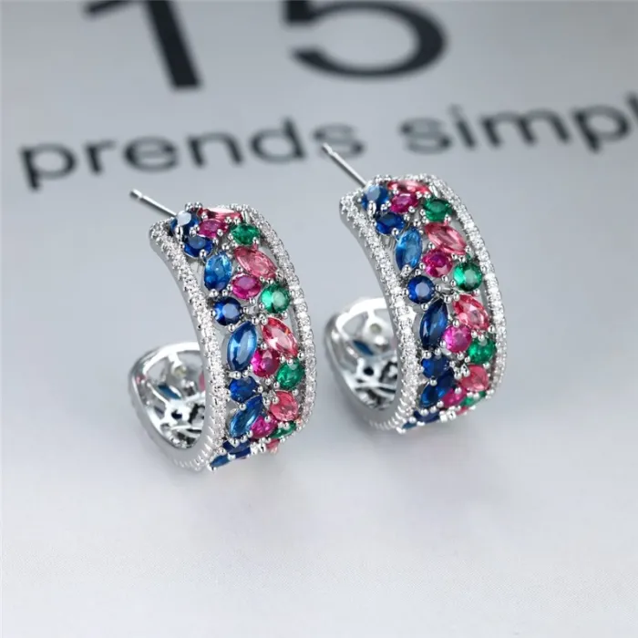 Elegant silver earrings - crystal flowersEarrings