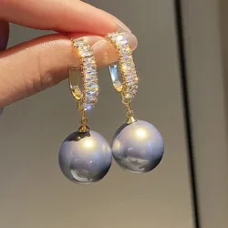 Crystal earrings with a pearlEarrings