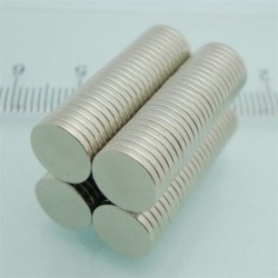 N50 - neodymium magnet - strong round disc - 8mm * 1.5mm - 50 piecesN50
