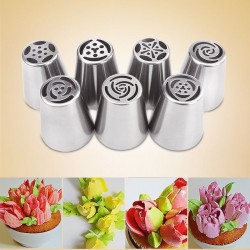 Pastry bag icing nozzles - cake decoration 7 piecesBakeware