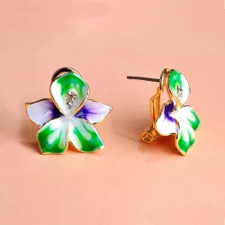 Stud earrings with flower & crystalsEarrings