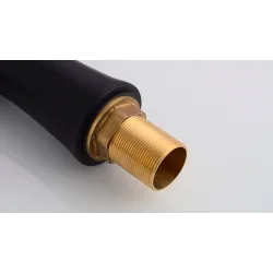 Basin faucet with single handle - brassFaucets