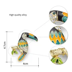 Elegant brooch with crystal toucan bird