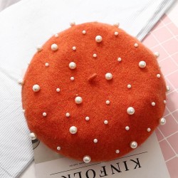 Elegant wool beret with pearls - hat