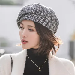 Elegant wool beret - hat