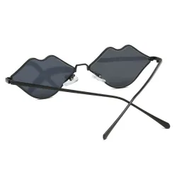 Lips shaped sunglasses with a metal frame